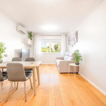 Guestready - Contemporary White In * ליסבון
