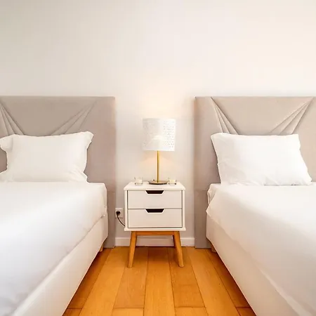 Guestready - Contemporary White In Apartment *